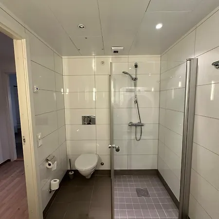 Waterfront - - Private Patio * Oslo