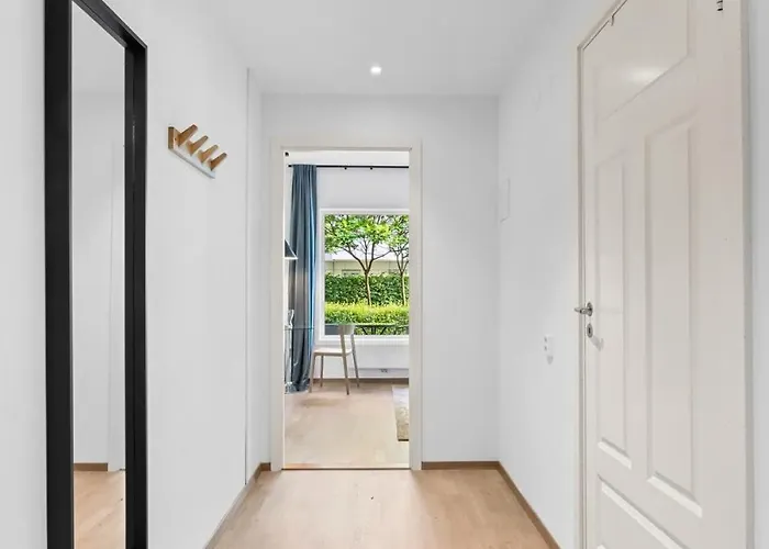 Waterfront - - Private Patio Oslo