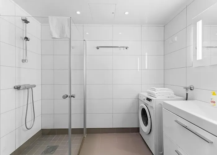 Waterfront - - Private Patio *